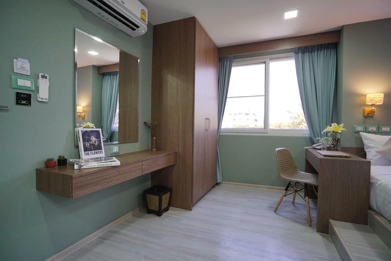 The Qube Fifty Hotel Bangkok Eksteriør billede