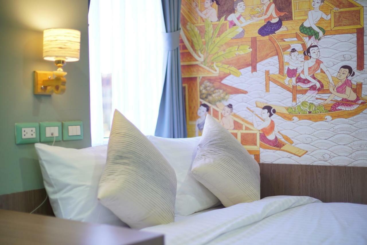The Qube Fifty Hotel Bangkok Eksteriør billede