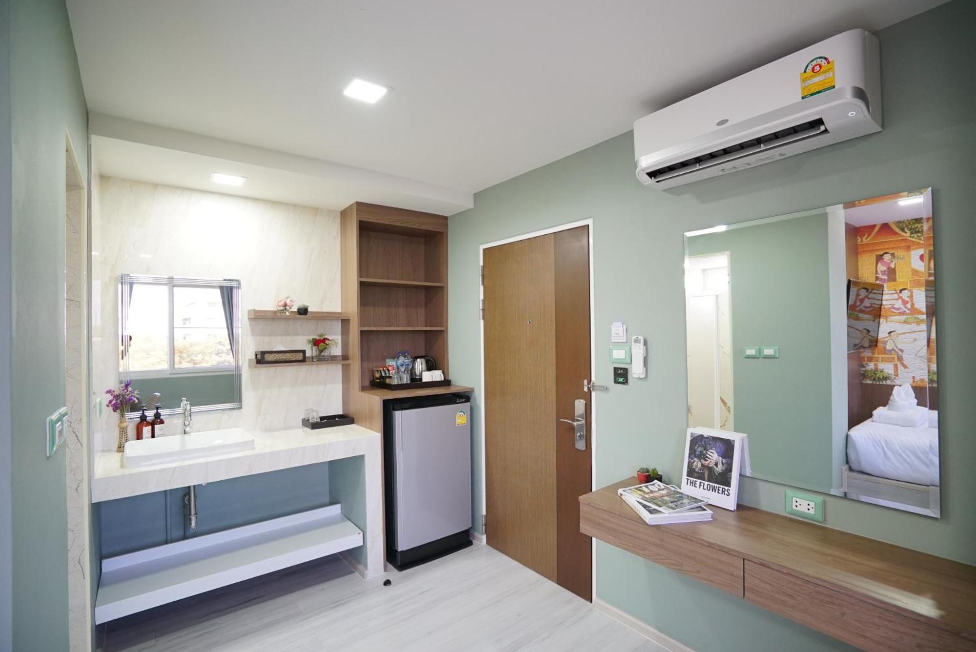 The Qube Fifty Hotel Bangkok Eksteriør billede